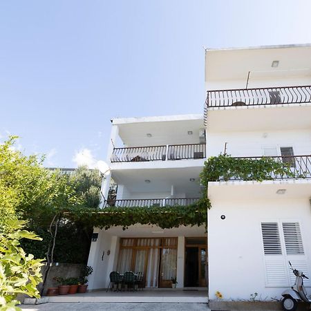Apartmani Marta Tučepi Exteriör bild