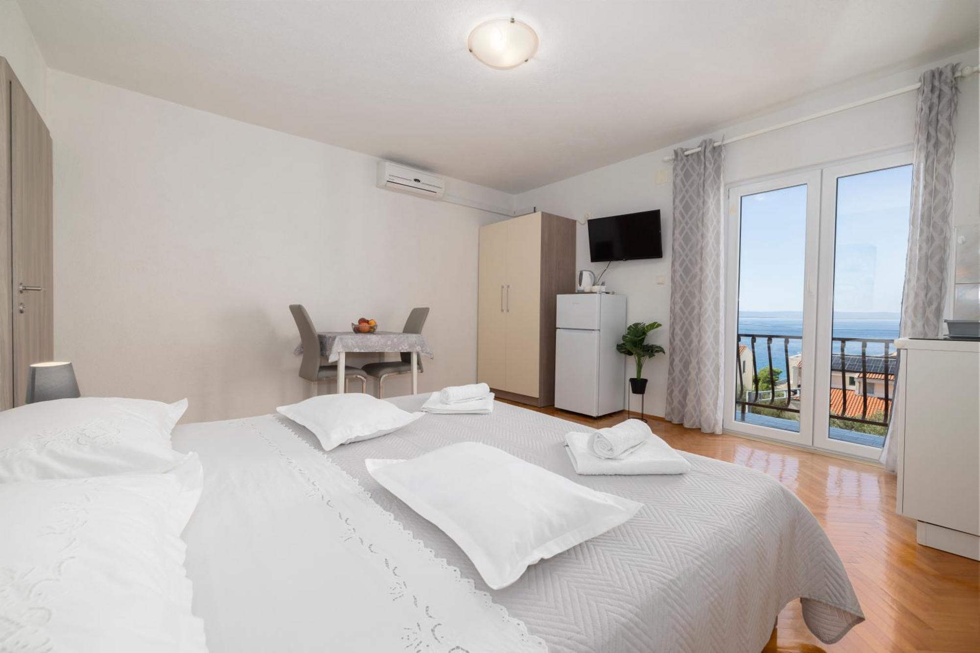 Apartmani Marta Tučepi Exteriör bild