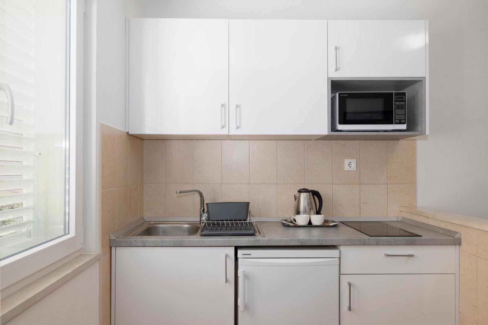 Apartmani Marta Tučepi Exteriör bild